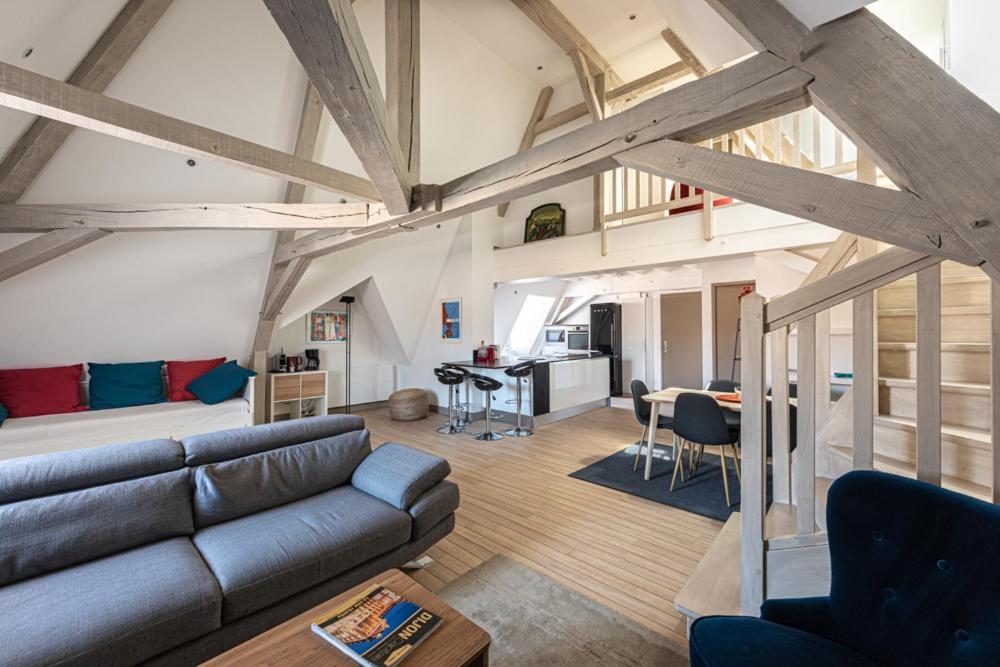 Le Palais Apartment Dijon Bagian luar foto