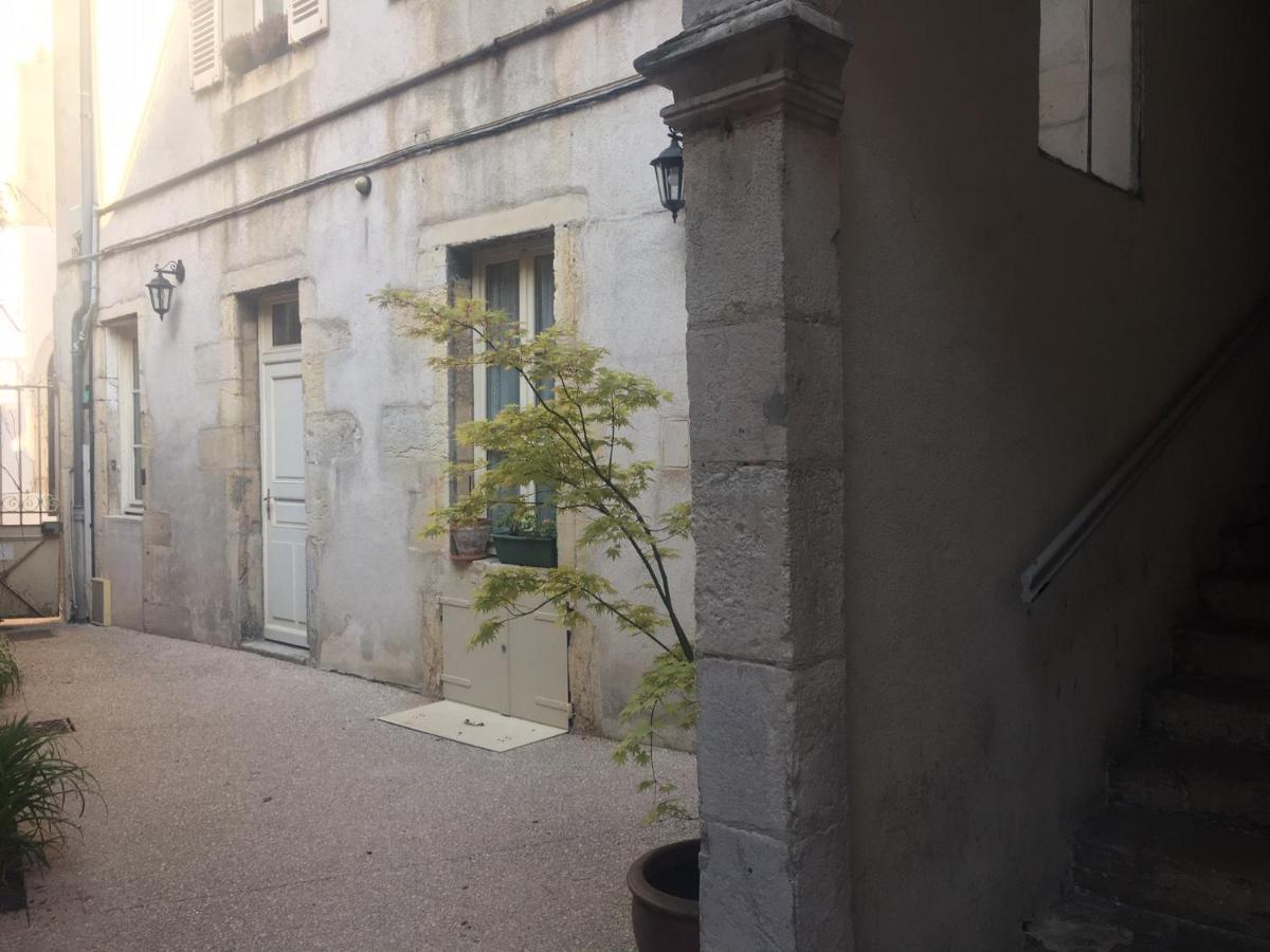 Le Palais Apartment Dijon Bagian luar foto